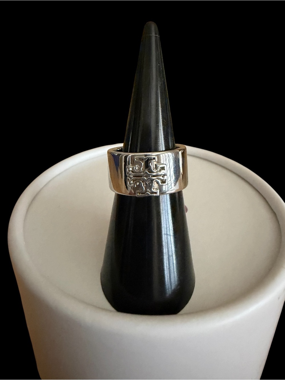 Tory Burch Britten Silver Tone Logo Ring, Size 6